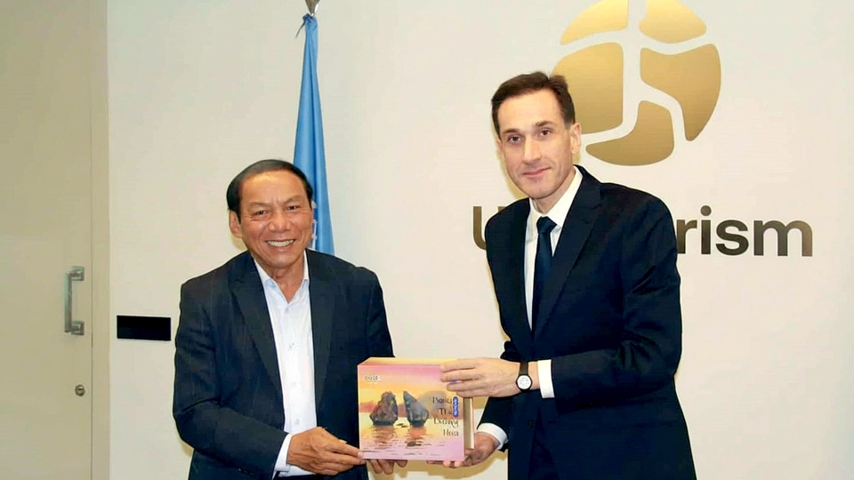 Vietnam boosts cooperation with UN Tourism for sustainable development